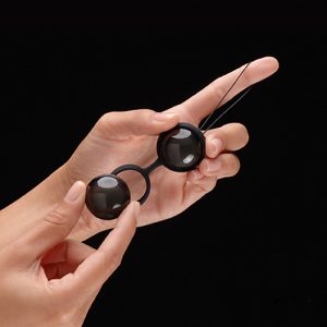 n8702-lelo_luna_beads_noir-4.jpg n8702-lelo_luna_beads_noir-4.jpg